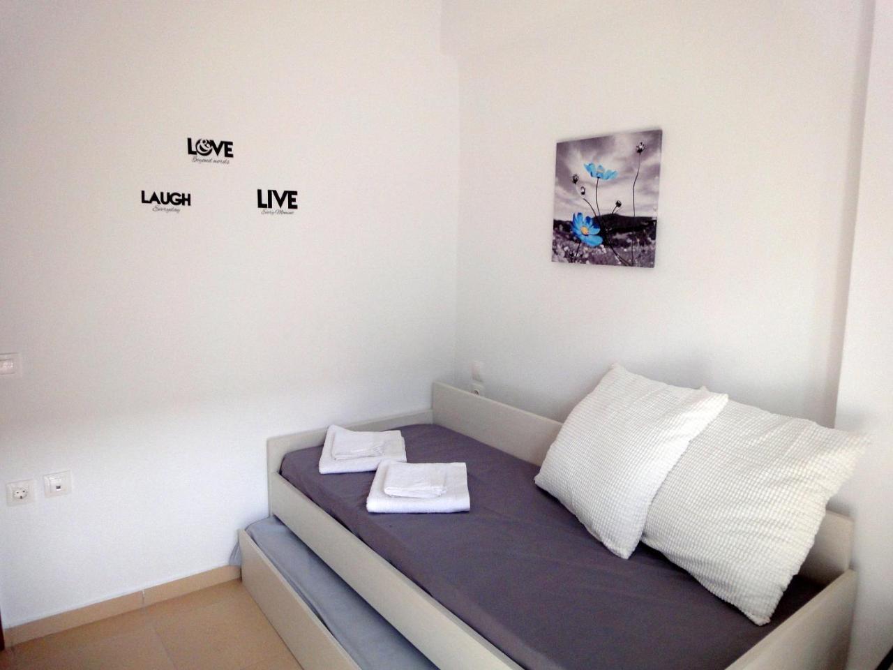 Polychrono Nikos Apartment Eksteriør bilde